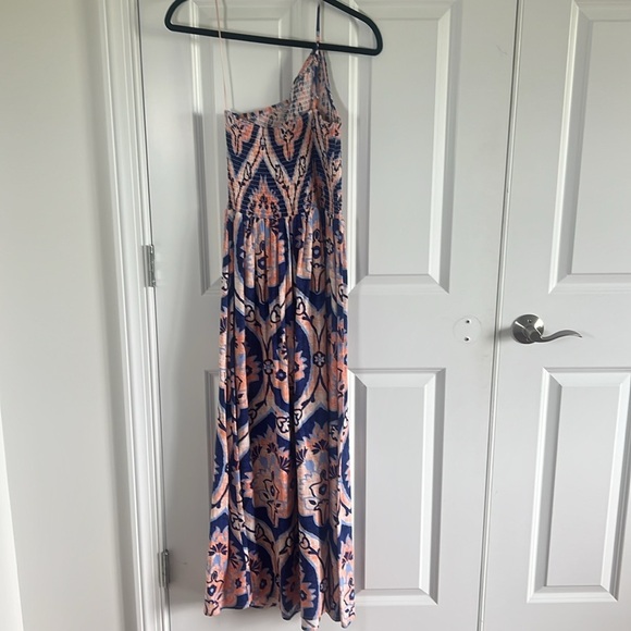 MOON RIVER Women's One Shoulder Smocked Shirred Dress Size Medium - Picture 7 of 10